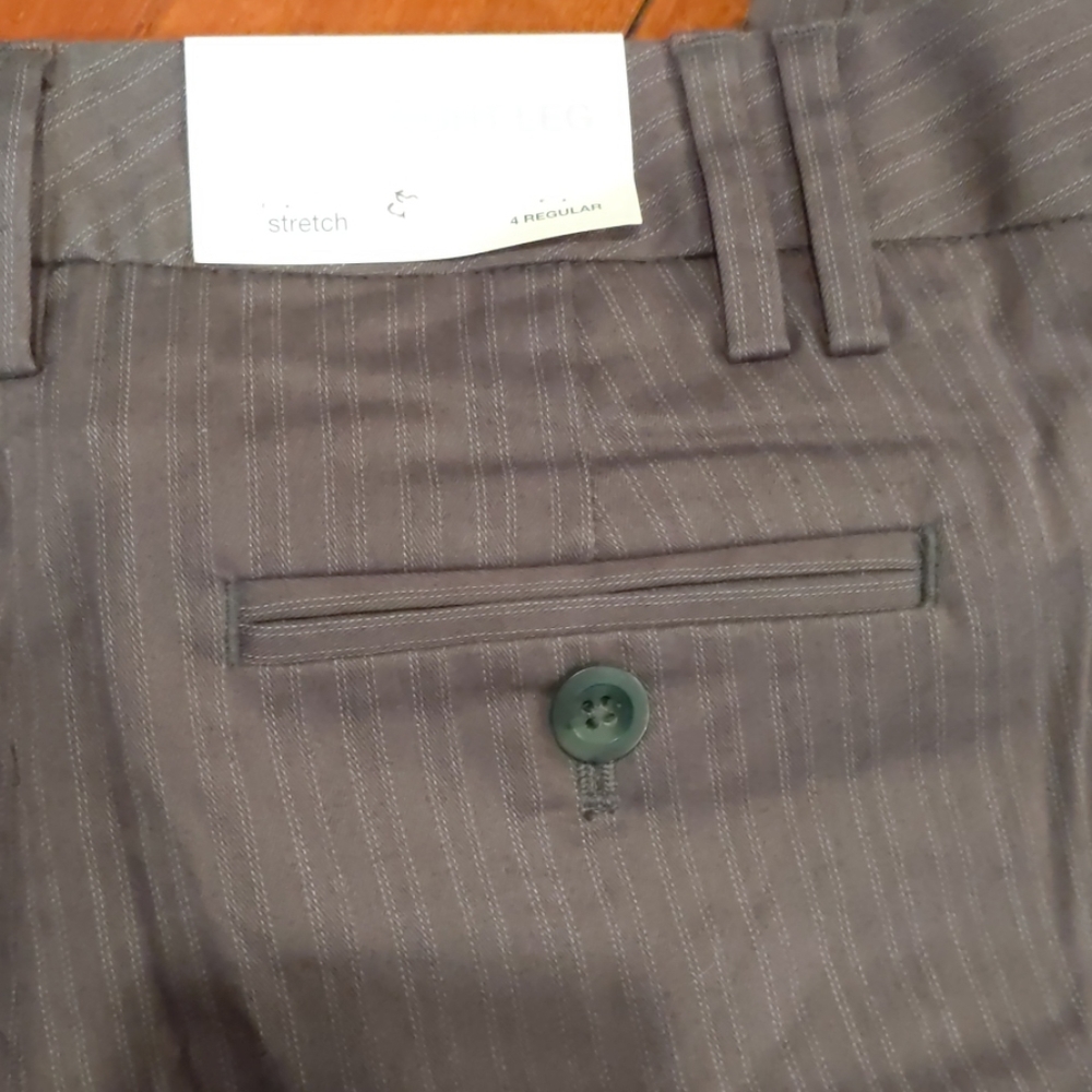 Gray and white pin stripe gap straight leg pants.